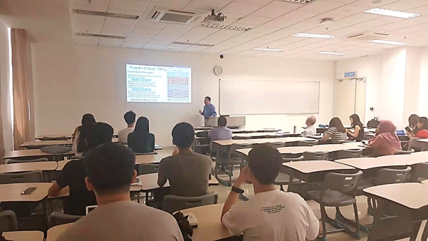 Duke Kunshan University Explores Collaboration with XMUM