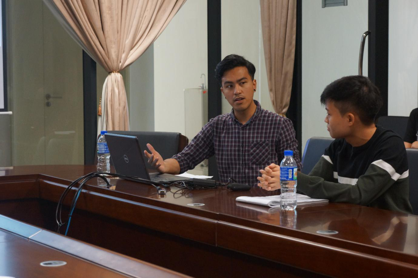 Innovation Talk Series #1How Social Entrepreneurship and Design Thinking Solve Social Issues (1)