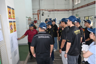 XMUM Students Gain Insights into Glass Manufacturing at Kibing (M) Sdn Bhd