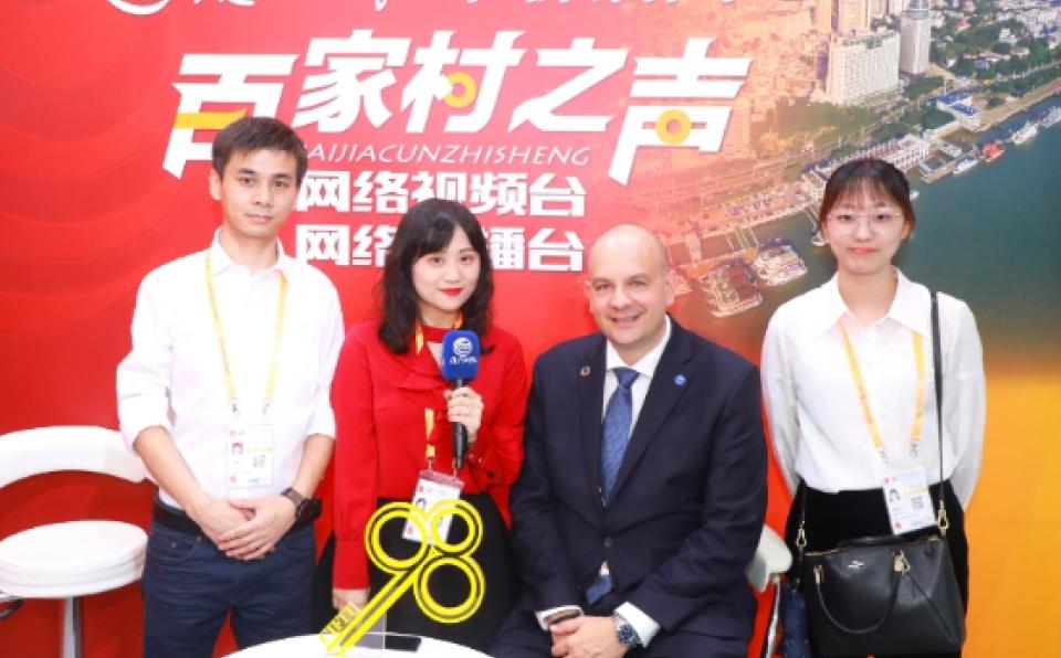 30 XMUM Students Volunteered at CIFIT 2019
