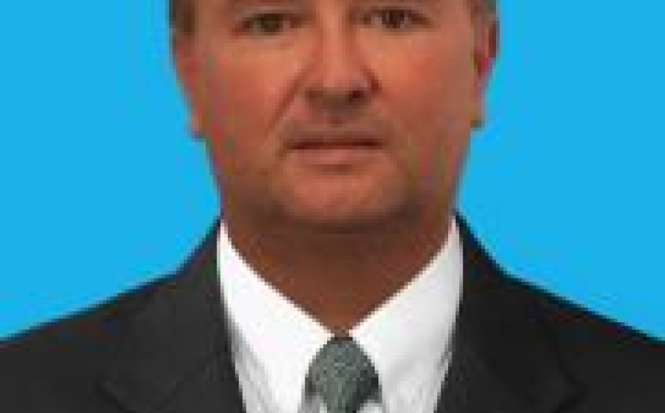 Assoc. Prof. Dr. Ken Szulczyk