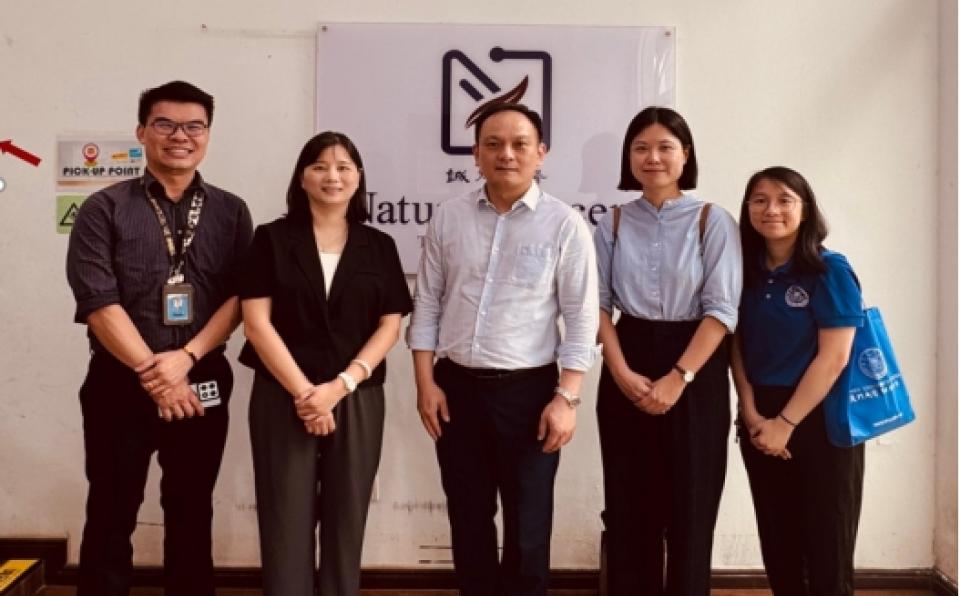 School of Traditional Chinese Medicine Visits JB and KL TCM Centres for Collaboration